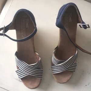 Toms wedge sandal